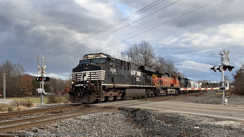 NS 7605 west at Lynn Rd.